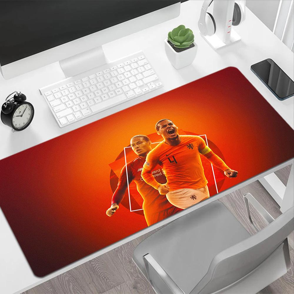 Football Player Action Large Mouse Pad Gamer Mousepad HD Print Desk Pad Non-Slip Rubber Base Office and Gaming Desk Decoration