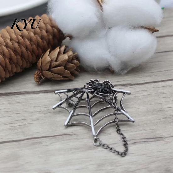 Gruselige Brosche Pin Gothic Spinnennetz für Halloween, Funkelnder Strass Revers Hut Tasche Zubehör Pin, Feiertagskleidung Schmuck Damen Herren Stil