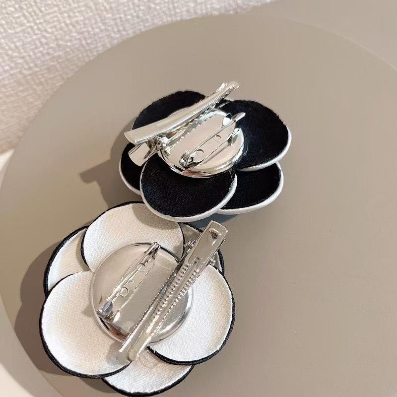 Black White Fabric Camellia Flower Brooches For Woman Men Mourning Brooch Pins Dress Shirt Fashion Accessories