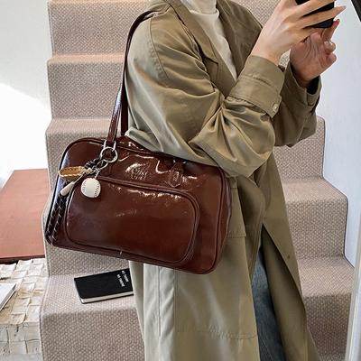 Fashion Tote Bag 2025 New Multi-pocket Bowling Bag Versatile Maillard Portable Shoulder Messenger Bag