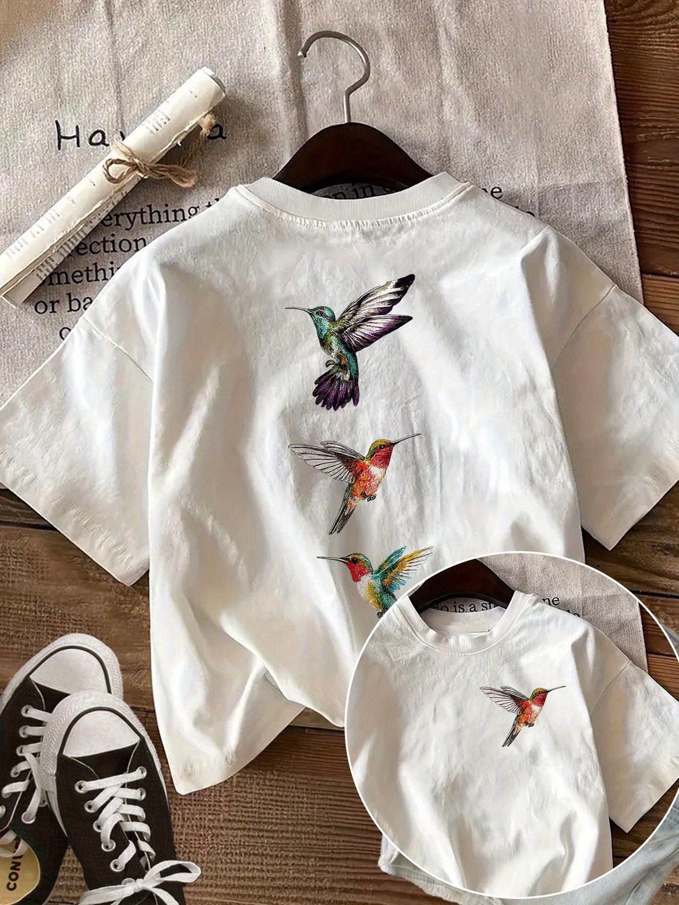 

Casual ShortSleeved Round Neck TShirt Featuring a HandPainted Hummingbird Design on Both The Front And Back S