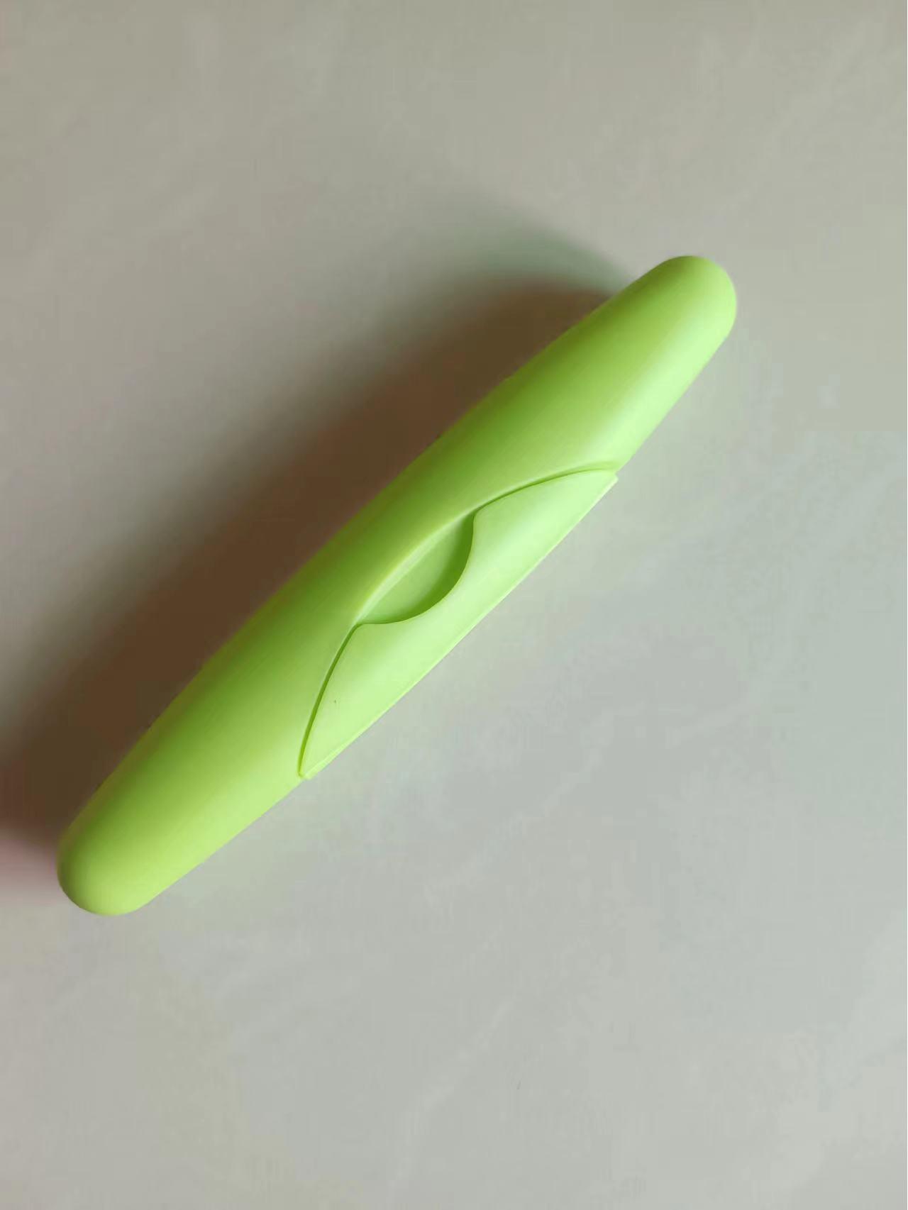 

Eco-friendly Travel Toothbrush Holder - Compact Sleeve & Protective Head Cover for Outdoor Use 21*4*3.5 cm