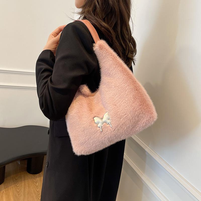 Plush Large-capacity Bag Women's 2025 Autumn and Winter New Handbag Premium Retro Fluffy Shoulder Armpit Bag