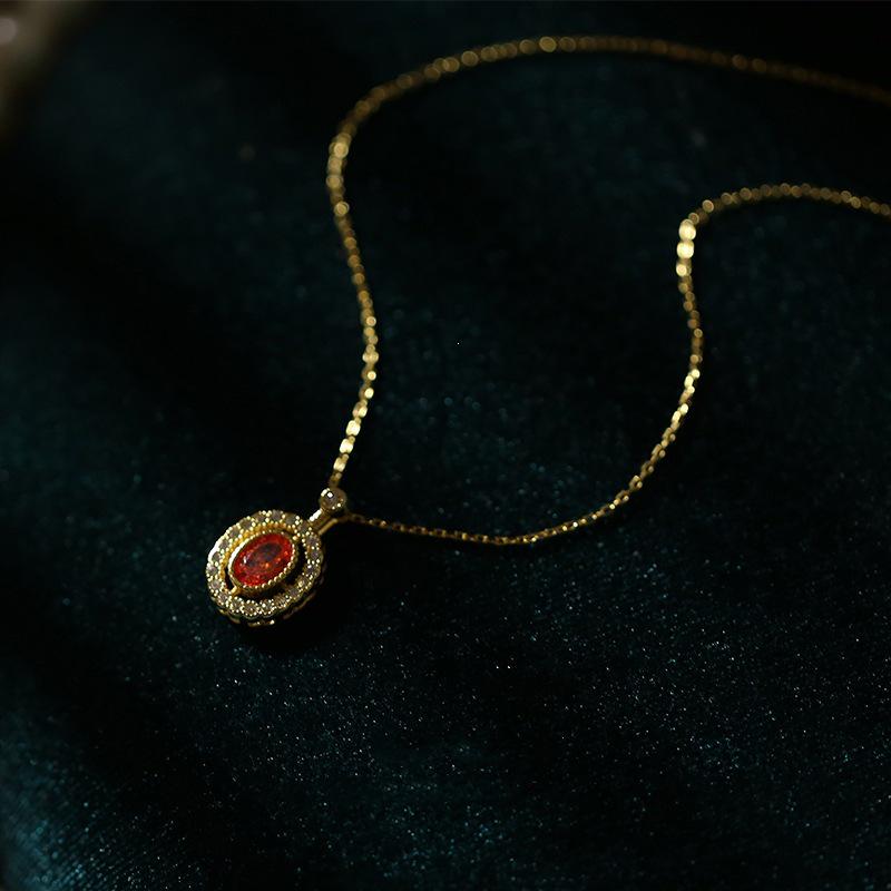 14K Gold-Plated S925 Silver Orange Ruby Pendant Clavicle Necklace: Exquisite, Retro, Versatile Design 925 Silver золотой