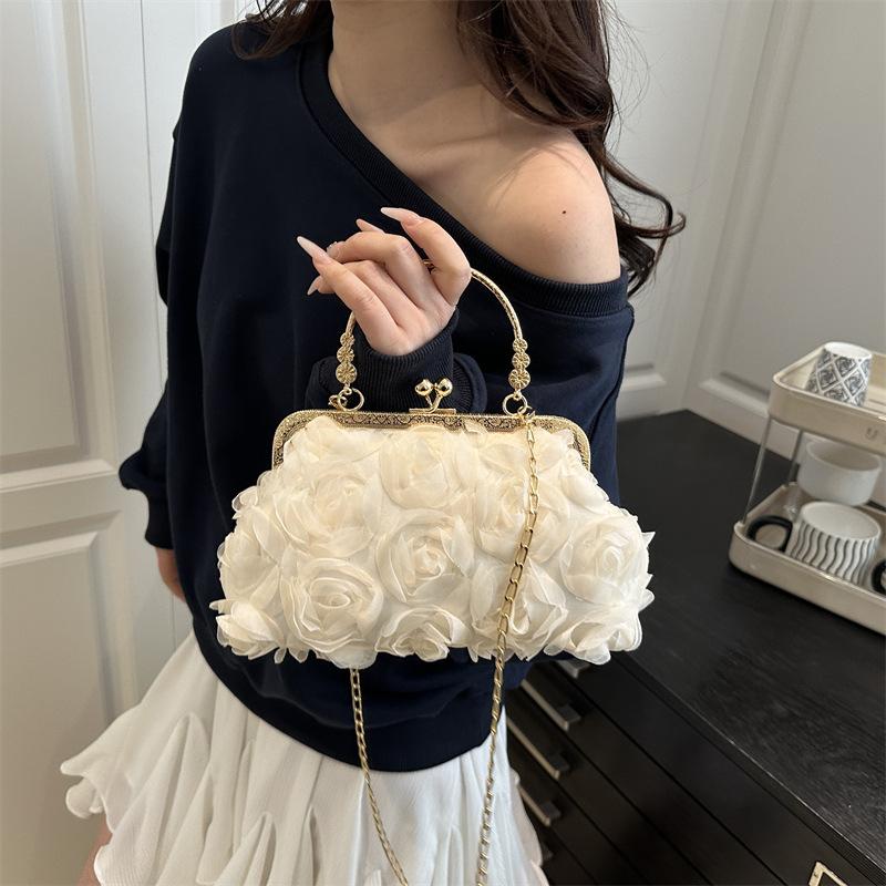 Chiffon 3D Flower Banquet Bag Fashion Evening Bags Luxury Women Chain Shoulder Bag Fashion Clutch Handbag Trendy Crossbody Bag