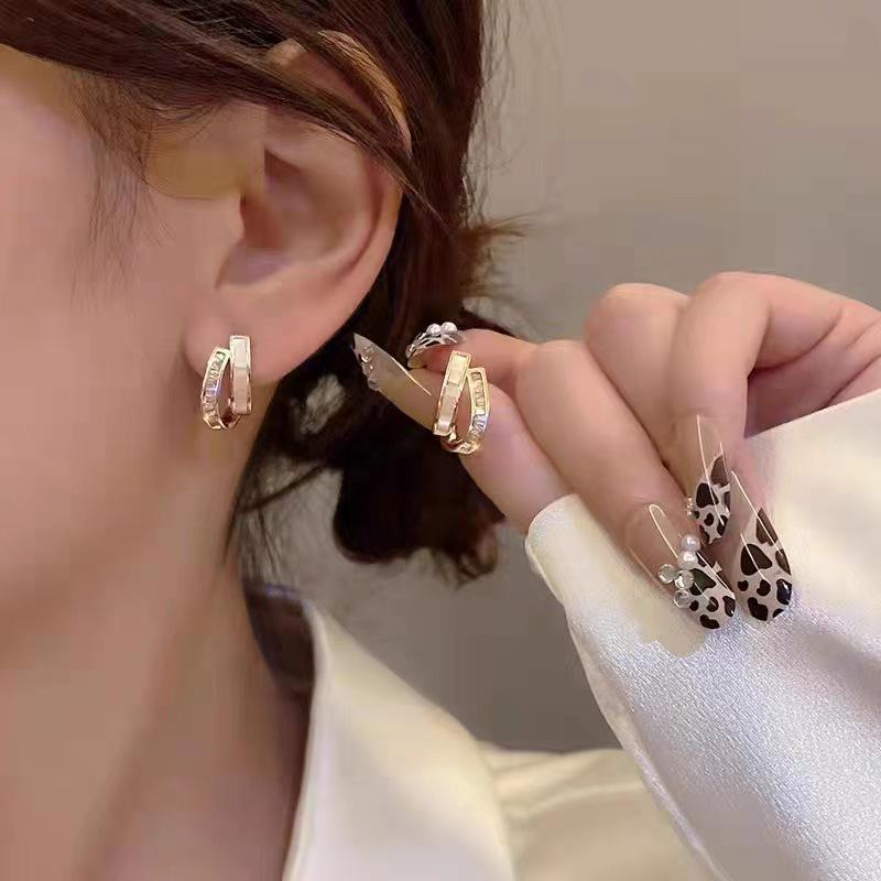 S925 Sterling Silver Double Layer Rhinestone Shell Earrings - Elegant Light Luxury for Women