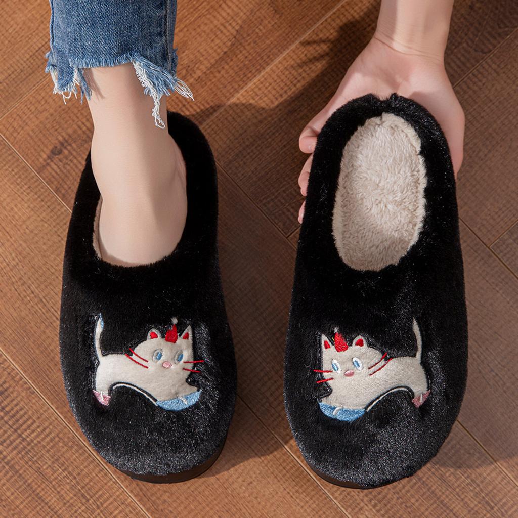 Winter Cartoon Cat Cotton Slippers Comfortable Indoor Home Fashion Thick Soled Non Slip Plush Warm Anime Slippers for Women