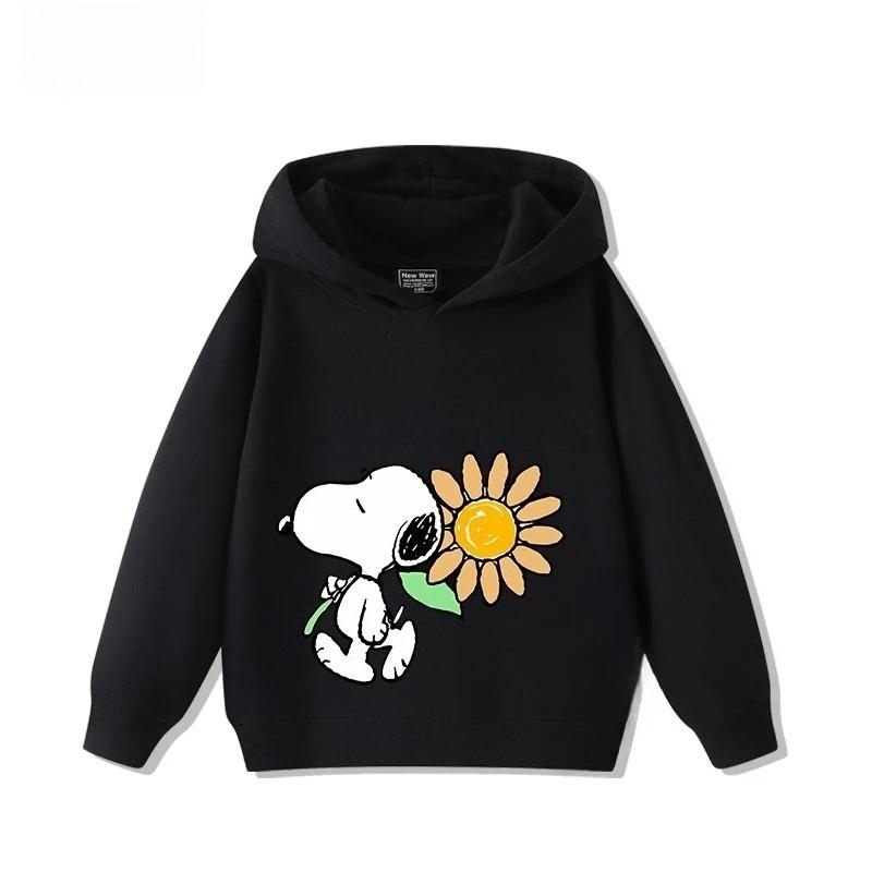 Niedliches langärmeliges Kapuzensweatshirt mit Snoopy-Aufdruck für 2025, ein modisches Oberteil für Herbst- und Winterkinderbekleidung