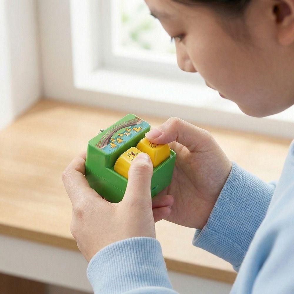 Fingertip Button Keyboard Games Keychain Plastic Phone Stand  Hanging Ornament