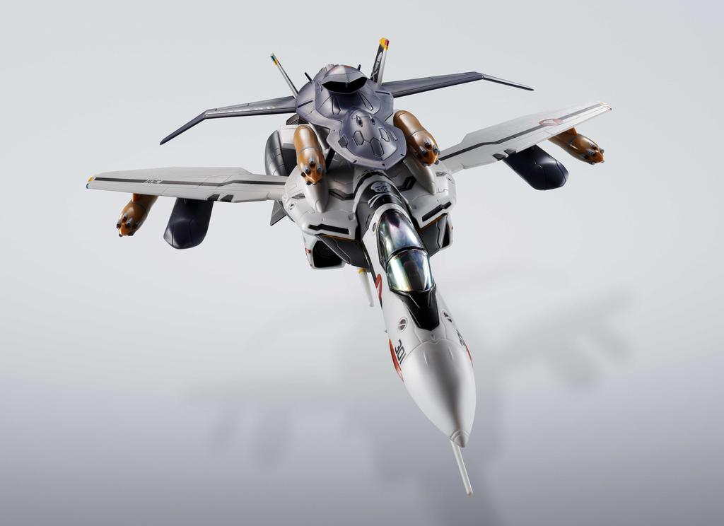 TAMASHII NATIONS R Macross Zero Phoenix ABS PVC Movable Figure HI-METAL VF-OS (Roy Focker's Custom) + QF-2200D-B Ghost, Approx. 140mm, & Die-Cast &
