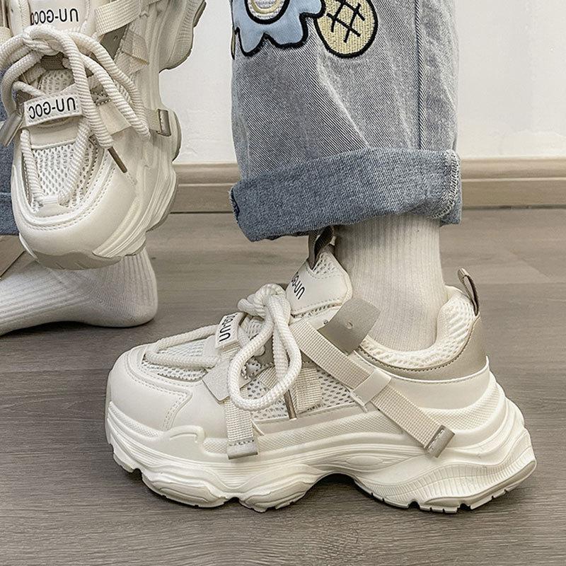 Versatile student lightweight women's shoes show feet small casual sports shoes women's spring and autumn new thick-soled fried street dad shoes