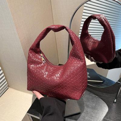 Fashion Pu Weave Bag Red Purse Underarm Bag Fashionable Crescent Mobile Phone Purse and Handbags For Women