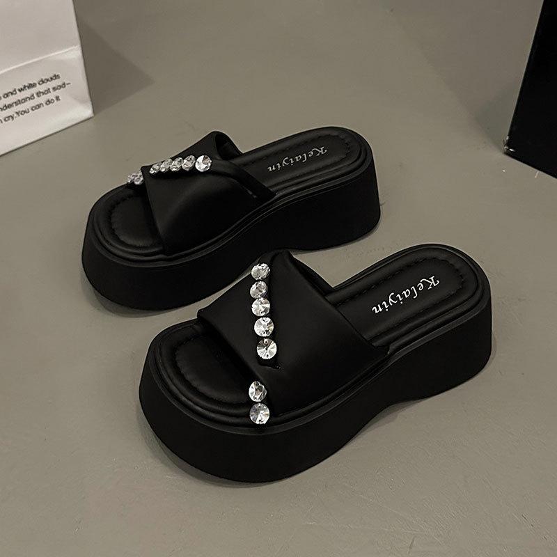 Premium French rhinestone one-word drag women's summer wear 2025 new fashion silver heightened thick-bottomed cool slippers