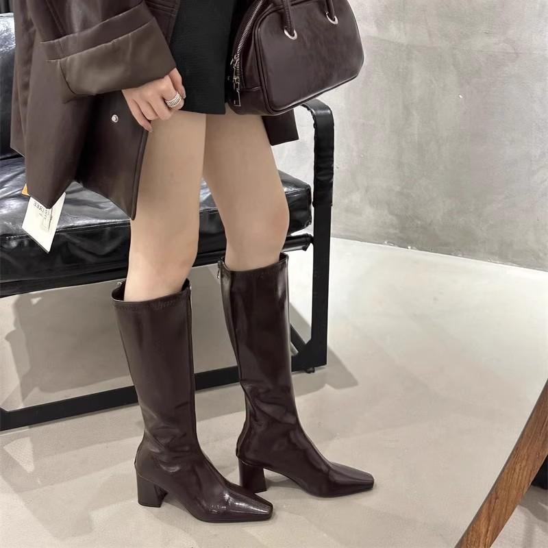 Korean version of retro square head thick high-heeled knight boots women's 2025 autumn and winter new fashionable versatile but knee-high boots