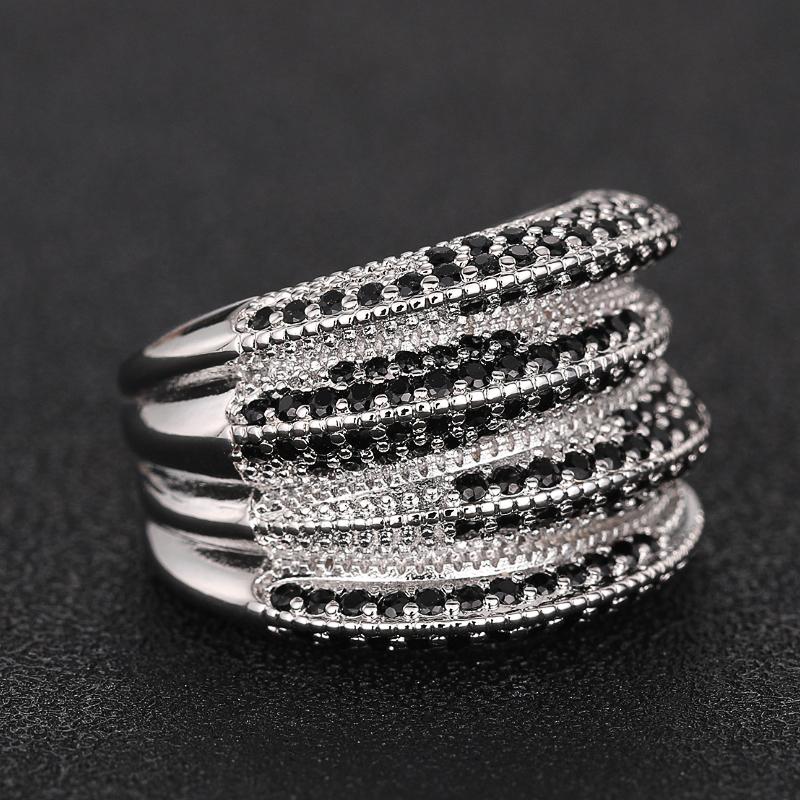 Stylish Lady Wide Ring with Black Crystal Stone Trendy Party Silver Color Finger Accessories for Women Statement Jewelry