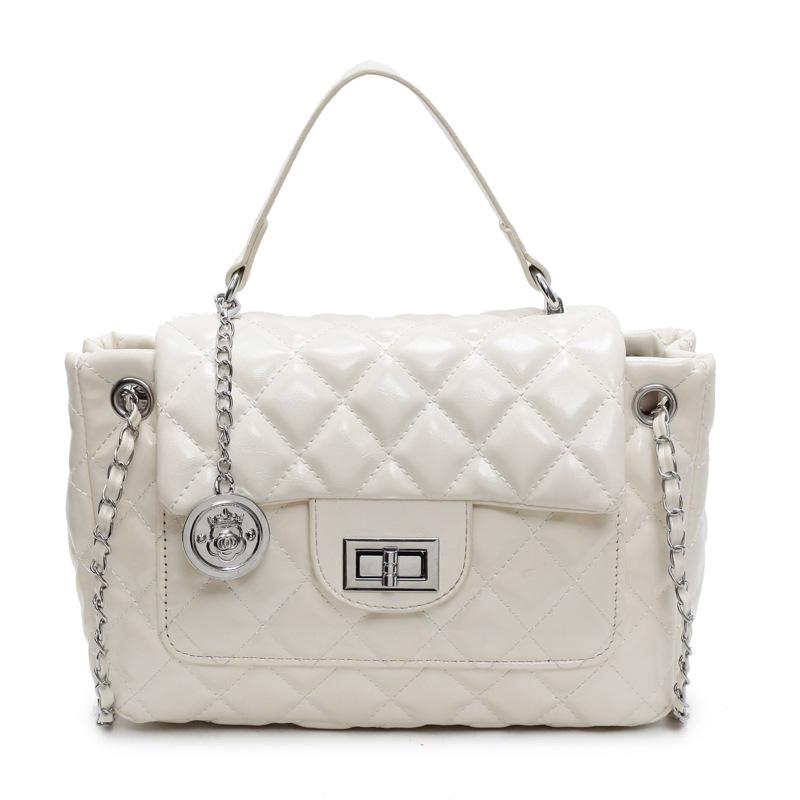 

Trend hot sale Xiaoxiangfeng temperament light luxury hand carry small bag women s leisure commuting advanced sense chain messenger bag