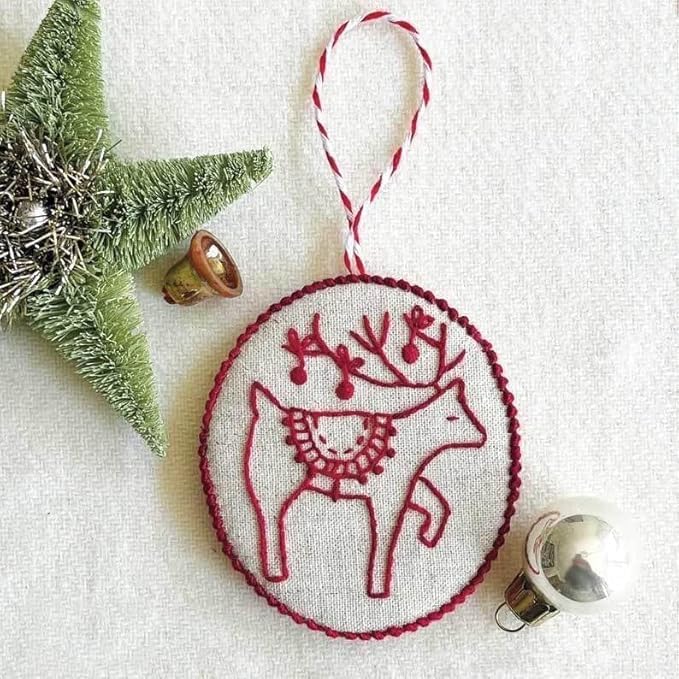Hand Needlepoint Embroidery Christmas Ornaments Kits for Beginners, Complete Needlepoint Starter Set with Easy & Instructions