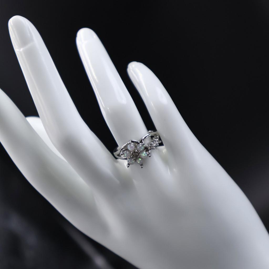 Elegant Opal Ring With Floral Design Stunning Women's Fashion Jewelry In White Color