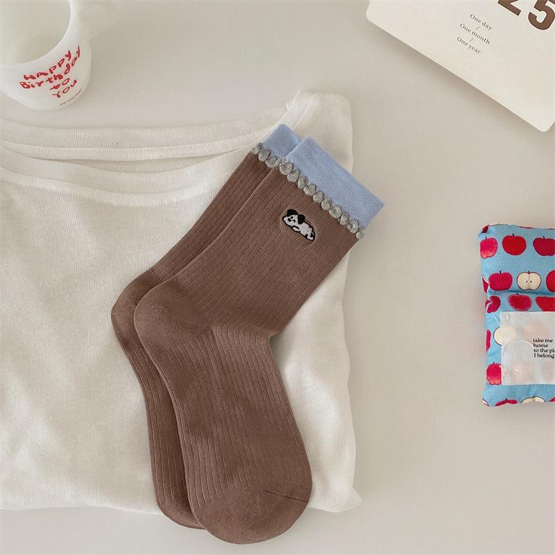 

Grey Embroidered Puppy Socks Are Cute and Feminine. Girls and Students Are Piling Up Socks in Autumn and Winter 1 pair кавовий