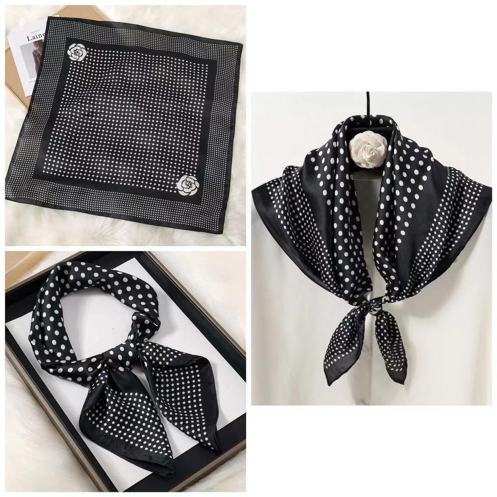 Eleganti Foulard di Seta da Donna Con Centinaia di Camicie, Assistenti di Volo, Decorazione Professionale, Protezione del Collo, Foulard, 70 Foulard Quadrati Piccoli.