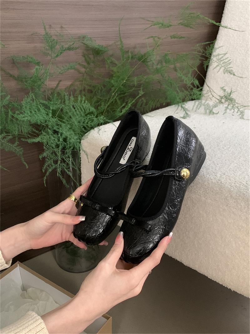 

Sweet Mint Blue Spring and Autumn 2025 New Bow with Inner Height Increasing Single Shoes Women s Mary Jane Shoes 35 чёрный