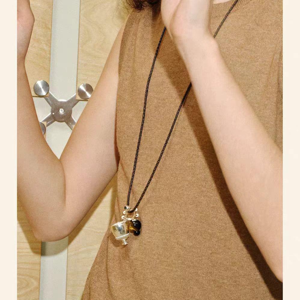 New Retro-Style Wine Glass Necklace Pendant: Versatile, Casual, Elegant Sweater Chain for Women.