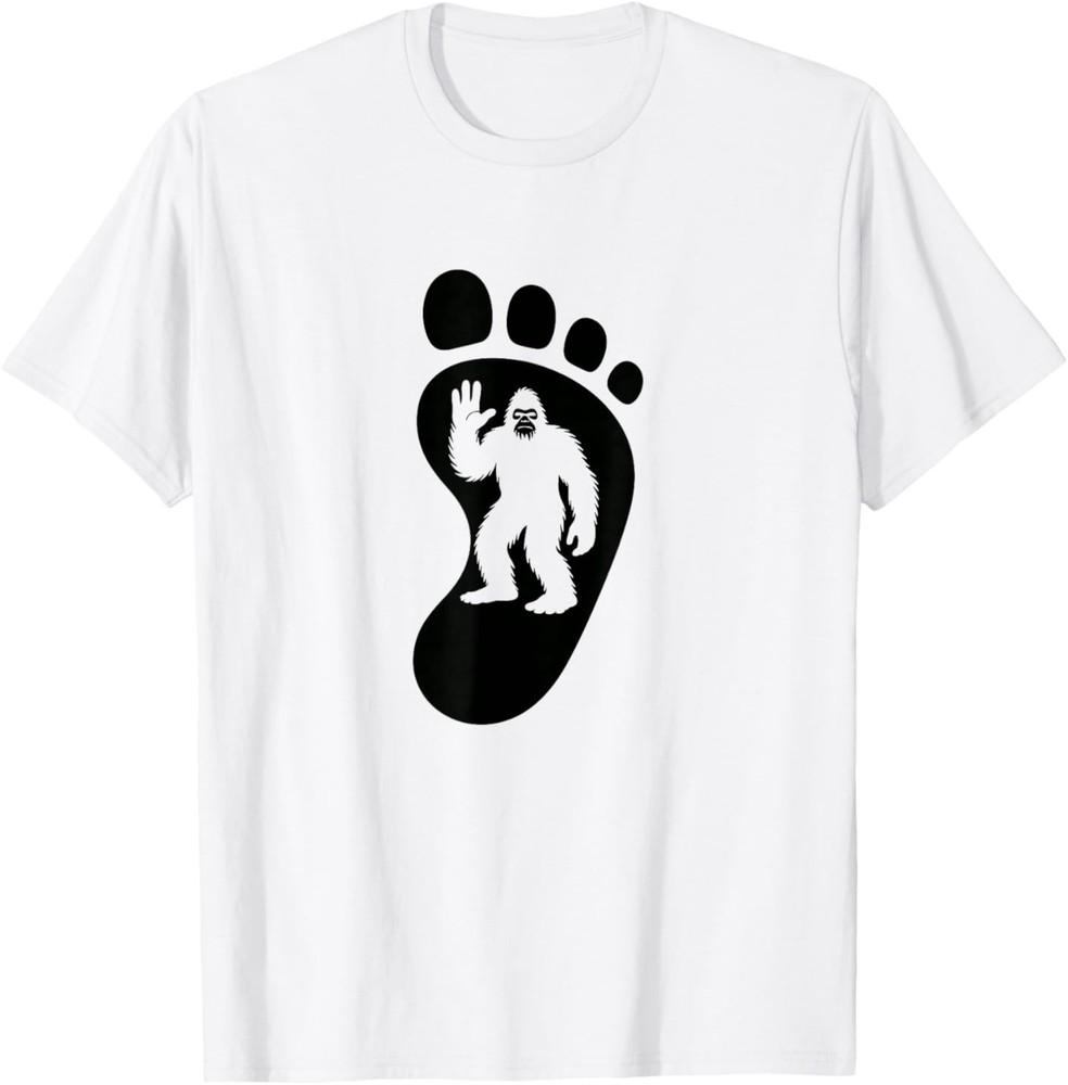Sasquatch Footprint Silhouette Believer Retro Cryptid Patch T-Shirt L