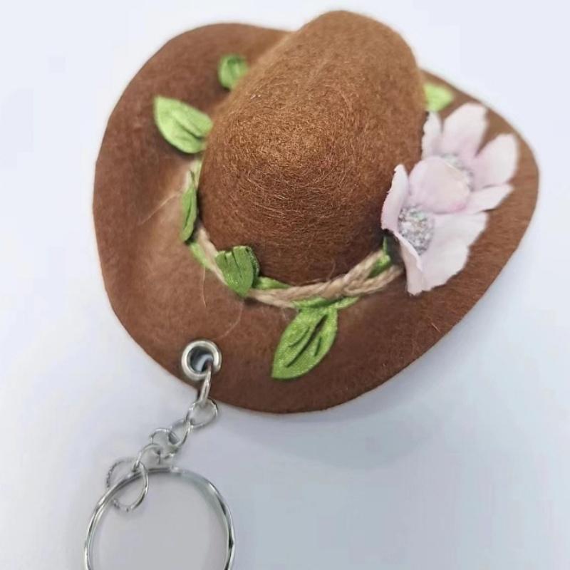 Stylish Western Cowboy Hat Keychain Pendant Durable Polyester Keyrings Portable Bag Keychains Decoration For Men Women Gift