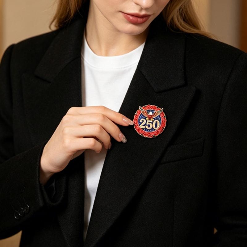 Elegant American 250Th Year Badge Independence Celebration Brooch Polished Zinc Alloy Chest Pin For Formal Wear