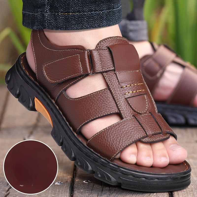 

Сандалии из коровьей кожи первого слоя, мужские кожаные сандалии из коровьей кожи, лето 2025 г., новые нескользящие пляжные туфли, тапочки для вождения 44 коричневый