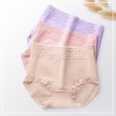 Kelnaitės – Bikiniai, siaurikės, hipsteriškos kelnaitės, glaudės ir retro stiliaus kelnaitės