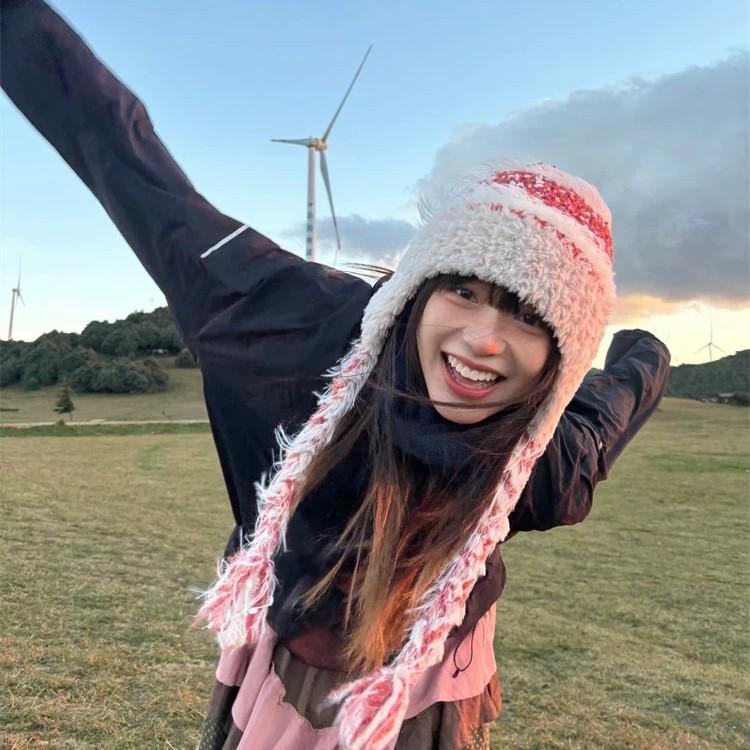 Kawanishi Women's Warm Knitted Hat with Ear Protection, Autumn/Winter Lei Feng Style