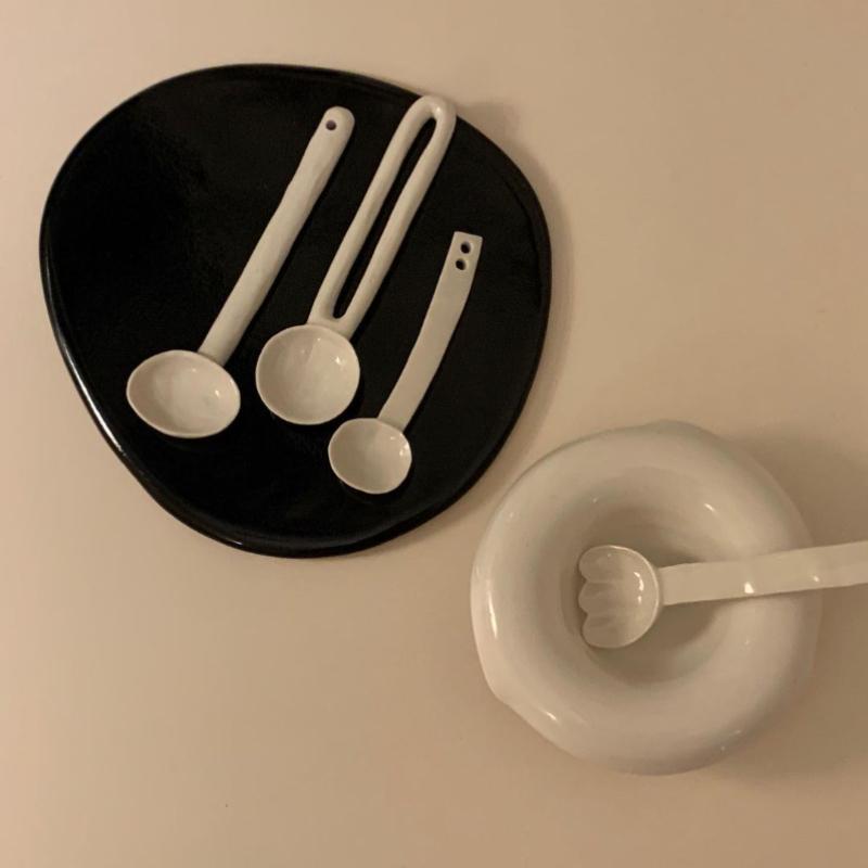 Dish Chubby Ceramic Sauce Bowl White Turn-up Seasoning Dish Mini Honey Vinegar Dish Gravy Dipping Bowl Jewelry Display