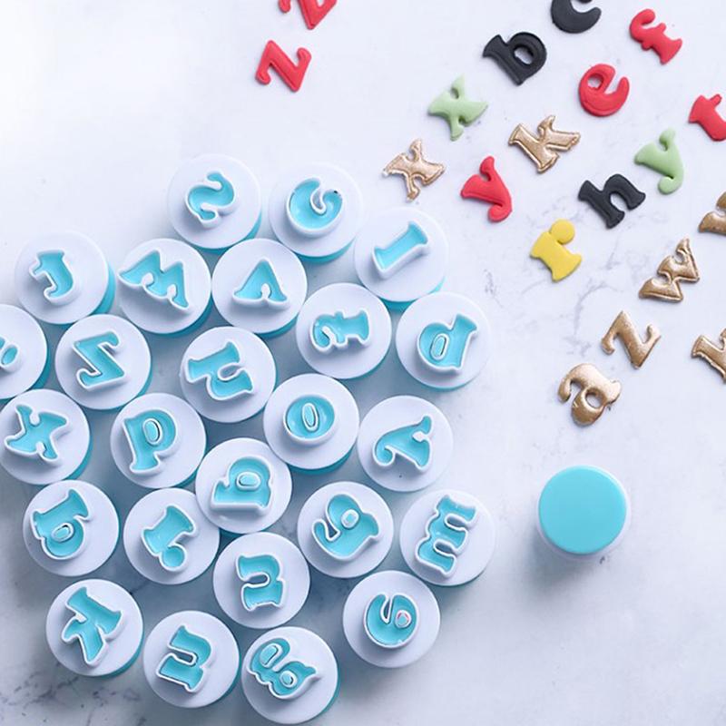 Moule à Pâtisserie Lettre Fondant Découpoir à Biscuit Alphabet Majuscules et Minuscules Chiffres Décoration de Gâteau Outils de Gâteau DIY Pour Enfants