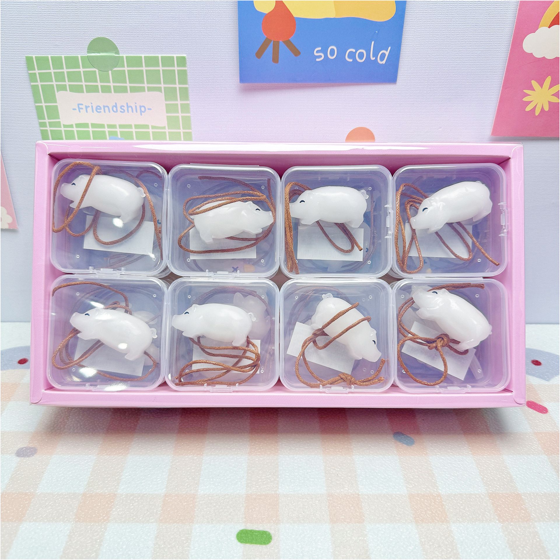 

24 pieces creative car interior small roast duck pendant ultraviolet light-sensitive color-changing party supplies small gifts