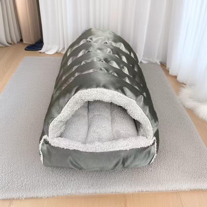 Cat & Small Dog Winter Warm Semi-Closed Nest - Spacious All-Season Sleeping Bag