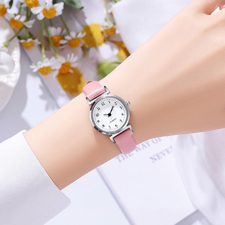 Women's Quartz Leather Strap Fashion Watch with Thin Band