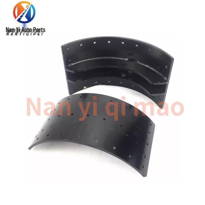 

Тормозные колодки для автобетононасоса Volvo FM380/400 Детали 3095195/3095196 Front axle 175mm width pair