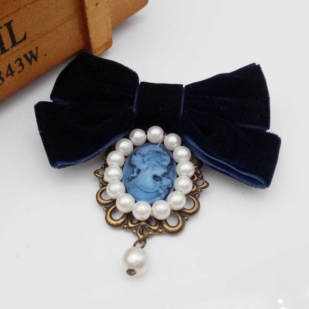 Güzellik Kafa Kurdele Fiyonk Broşlar Kadınlar için Vintage Kraliçe Cameo İnci Broş İğneleri Yaka Kravatı Korsaj Broş Kostüm Takıları