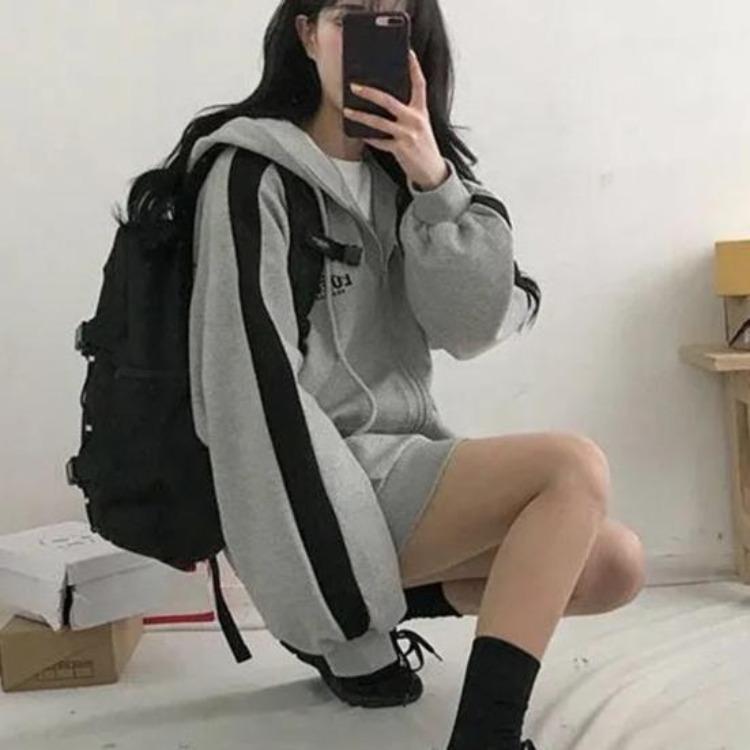 Women Loose Casual Hoodie Coat Cardigan with Zipper Long Sleeves Contrast Color Hooded Soft Warm Outerwear for Spring