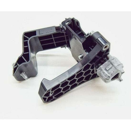 Mercedes-Benz C-Class W206 Lower Radiator Support (0995011800)