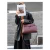 Women's Genuine Leather Tote Bag 2026 New Large Capacity Office Commuter Shoulder Handbag Vintage Lock Clasp Soft Texture