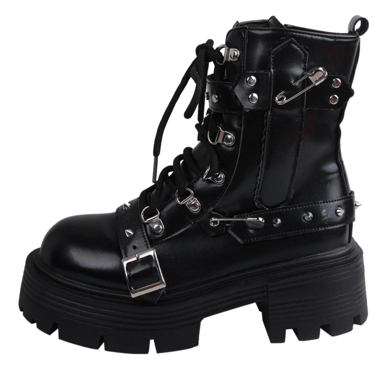 

New Women s Shoes Rivet Chain Design Short Boots Gothic Shoes Women Street Fashion Lady Rock Boots Metal Decor Punk Women Shoes 35