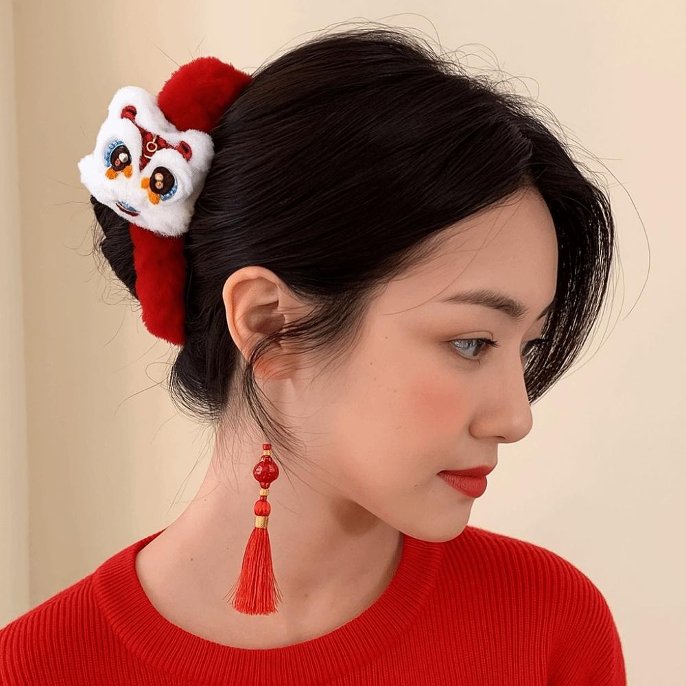 Awakening Lion Lady Shark Clip Korean Style Plush Claw Clip Fashion Women Hair Clips Autumn Winter