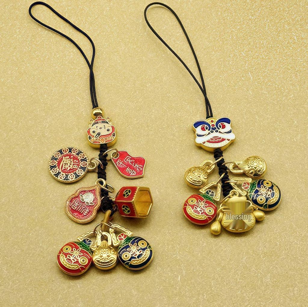 Mobile Phone Strap Pendant: Lion Dance, God of Wealth, Family Trio Gold-Swallowing Beast Alloy Keychain