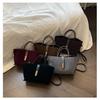 Ladies' Fashionable Vegetable Basket Tote Bag, Large Capacity Commuting Bag, Ladies' High-end Sense, Niche Hand-held Crossbody Bag