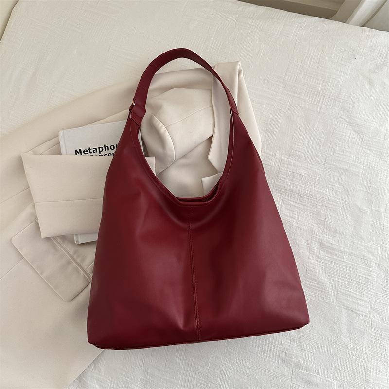 Light Luxury Lazy Style Underarm Tote Bag Winter New Niche Design Shoulder Bag Simple Casual Commuter Bag
