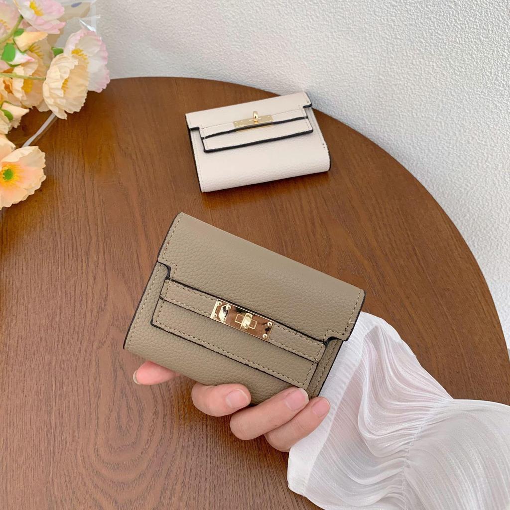 Women's Compact Foldable Wallet - Small Short Handbag.
