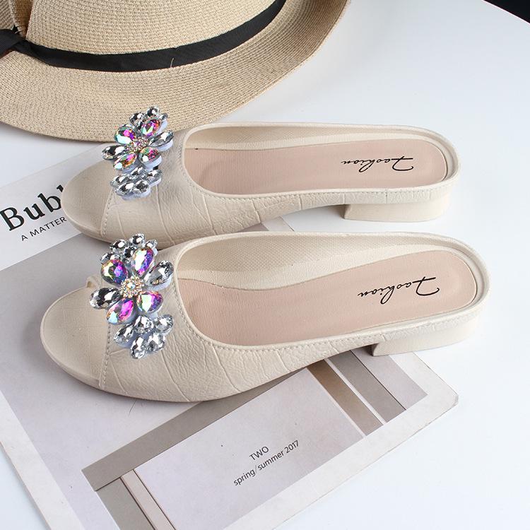 Yuzhihao Women s Summer Rhinestone Floral Sandals - Stylish Flat Slippers for Daily Outdoor Wear. 36-37