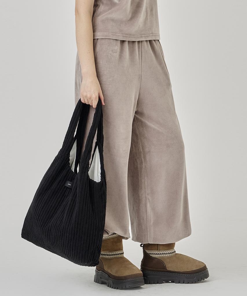The-Abon Daily Form Shoulder Bag Black